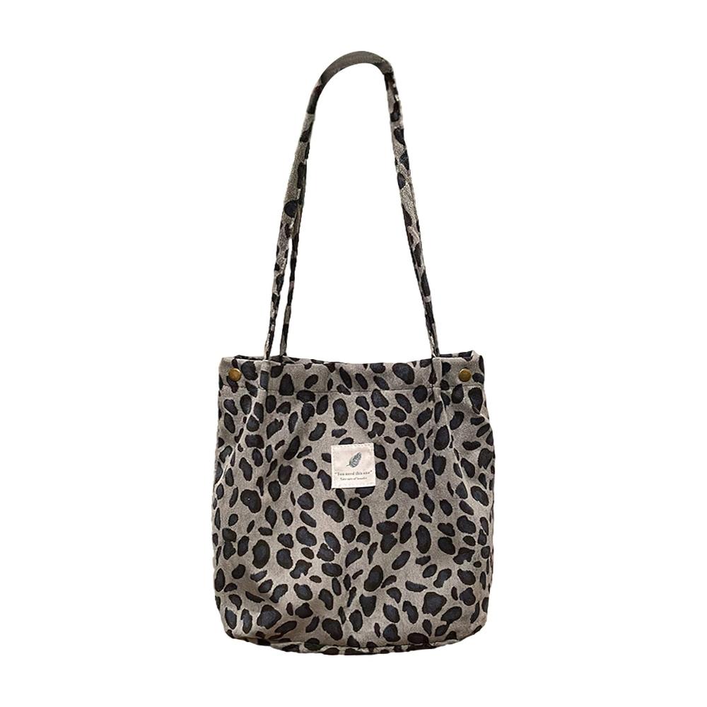 Grauer Leopard